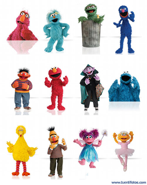 Objetos de Doce Personajes Barrio Sesamo