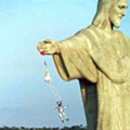 Miniatura de Colgando De La Mano De La Estatua