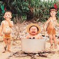Miniatura de Indios Cocinando A Niño Explorador