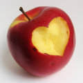 Miniatura de Corazón En Manzana